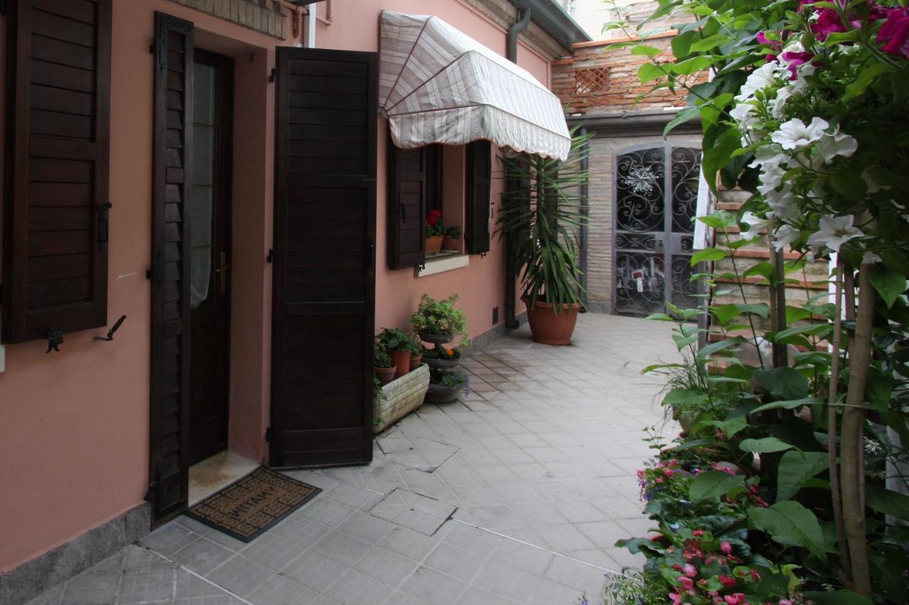 Porta Del Carmine Bed and Breakfast Comacchio Eksteriør billede